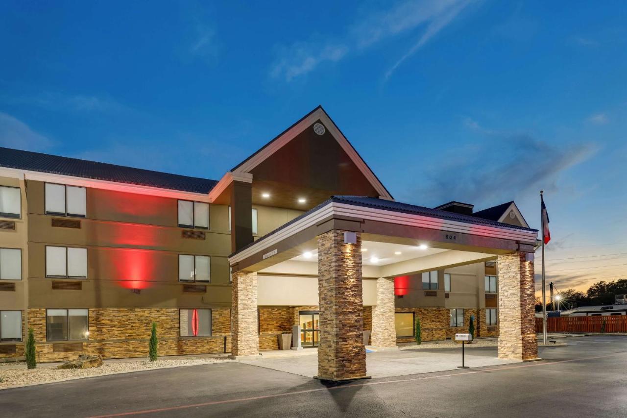 Best Western Plus Riata Hotel Brownwood Exterior photo